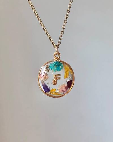 SATSET138 | Kalung Kayu Personal | Liontin Natural dengan Sentuhan Hangat